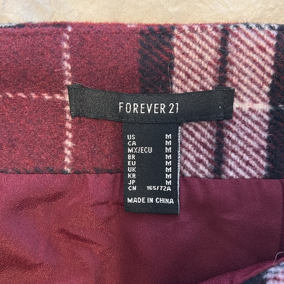 Forever 21 burgundy plaid skirt size M - Picture 2 of 3